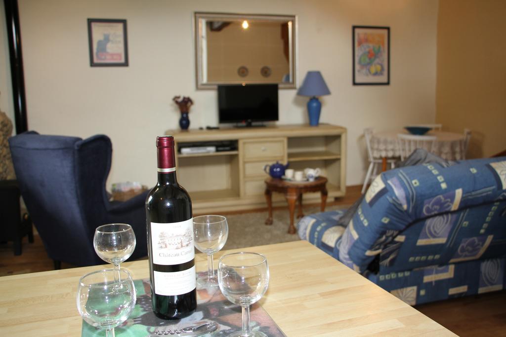 Appartement Aou Carde à Lagarde-Hachan Extérieur photo